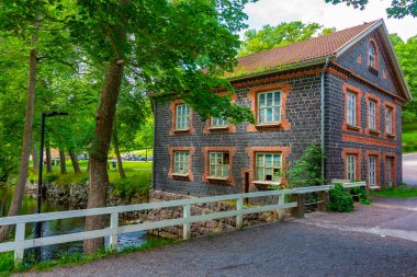 Fiskars, Finlandiya 'da eski bir fabrikanın tuğla inşası.