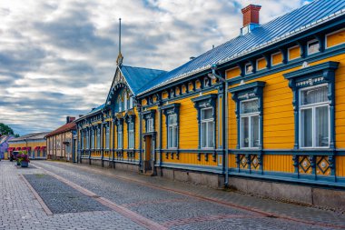 Finlandiya 'nın Rauma bölgesindeki Vanha Rauma' daki kereste binaları.