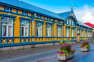 Finlandiya 'nın Rauma bölgesindeki Vanha Rauma' daki kereste binaları.