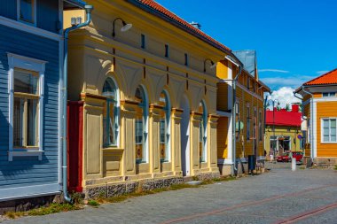 Finlandiya 'nın Rauma bölgesindeki Vanha Rauma' daki kereste binaları.