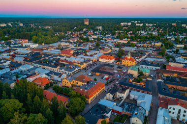Finlandiya 'nın Rauma kentinde günbatımı manzarası.