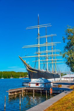 Finlandiya, Aland Adaları 'ndaki Mariehamn' da bulunan tarihi Pommern gemisi.