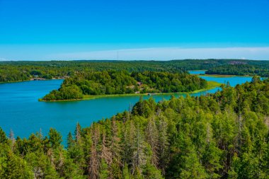 Finlandiya 'da Godby yakınlarındaki Aland adalarının panorama manzarası.