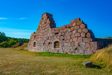 Finlandiya 'daki Aland adalarındaki Bomarsund kalesi.