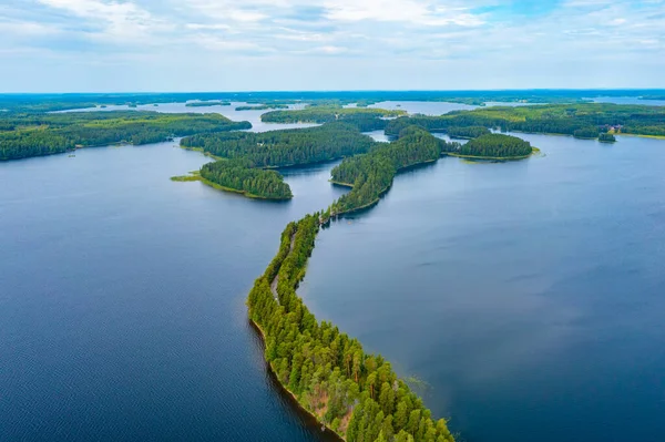 Finlandiya 'da Punkaharju sırtı manzarası.