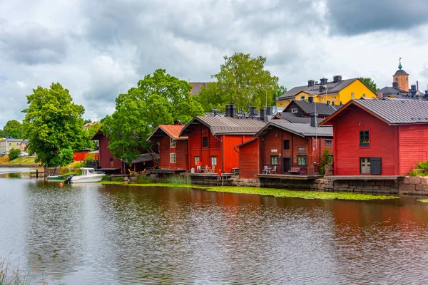 Vista Sorgere Del Sole Capannoni Legno Rosso Nella Città Finlandese — Foto Stock