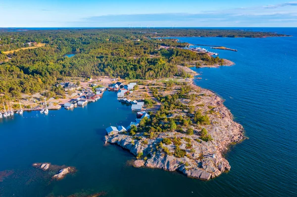 位于芬兰奥兰群岛的Karingsund全景 — 图库照片