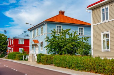 Finlandiya 'nın Mariehamn kasabasında kereste evleri.