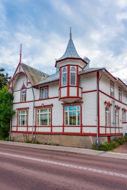 Finlandiya 'nın Mariehamn kasabasında kereste evleri.