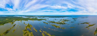 Finlandiya 'daki Kvarken takımadalarının Panorama görünümü.
