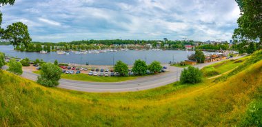 Finlandiya 'nın Lappeenranta kentinin rıhtımı.