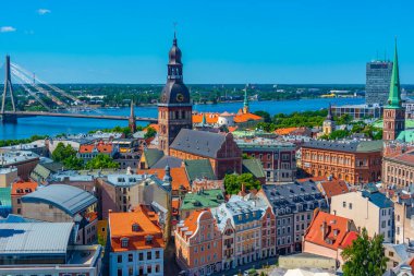 Letonya başkenti Riga 'nın havadan görünüşü.