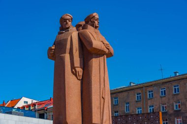 Riga'da Letonya tüfekçiler Anıtı.