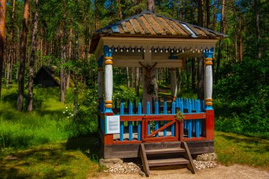 Riga 'daki Letonya Etnografik Açık Hava Müzesi' ndeki Şapel.