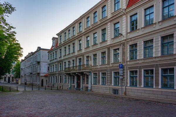 Východ Slunce Ulici Starého Města Riga Latvia — Stock fotografie