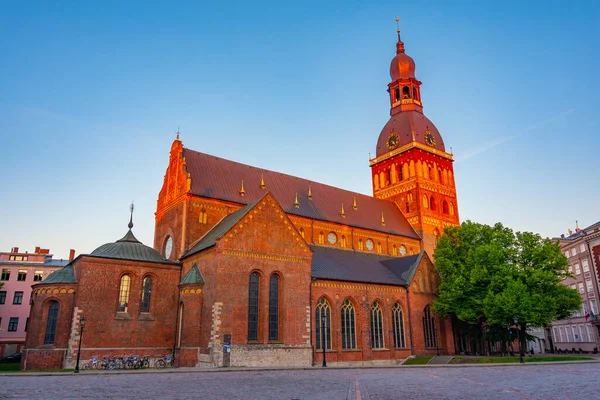 Vista Nascer Sol Catedral Riga Letónia — Fotografia de Stock