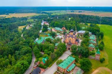 Estonya 'nın Kuremae köyündeki Puhtitsa Manastırı