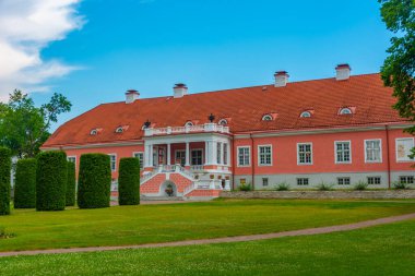 Estonya 'daki Sagadi malikanesinin görünümü.