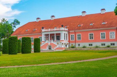 Estonya 'daki Sagadi malikanesinin görünümü.