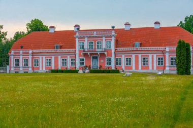 Estonya 'daki Sagadi malikanesinin görünümü.