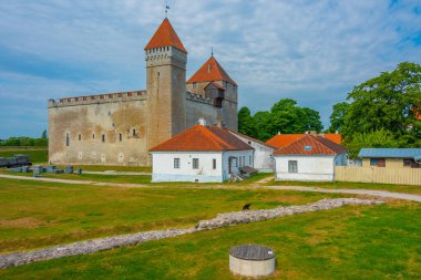 Estonya 'daki Kuressaare Kalesi manzarası.