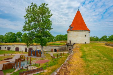 Estonya 'daki Kuressaare Kalesi manzarası.