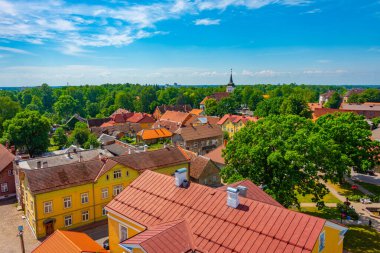 Estonya 'nın Viljandi kentinin manzarası.
