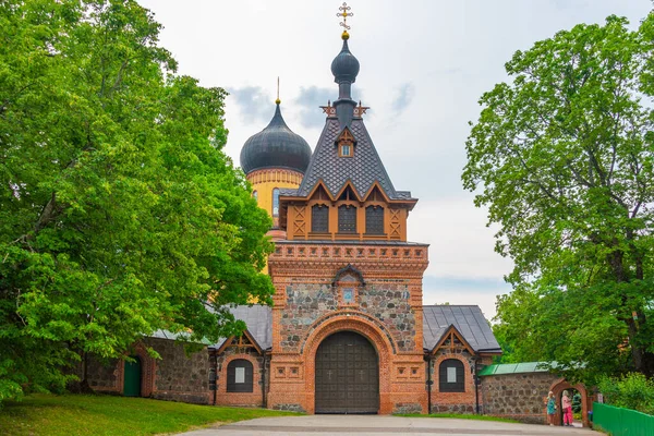 Klasztor Htitsa Estońskiej Wiosce Kurem — Zdjęcie stockowe