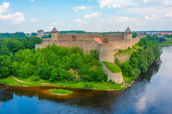 Rusya Daki Ivangorod Kalesi Narva Dan Izlendi — Stok fotoğraf