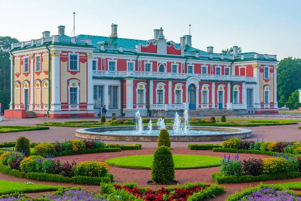 Museo Arte Kadriorg Jardín Superior Capital Estonia Tallin — Foto de Stock