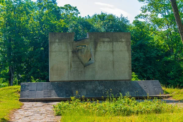 Monument Aux Victimes Fascisme Kuressaare Estonie — Photo