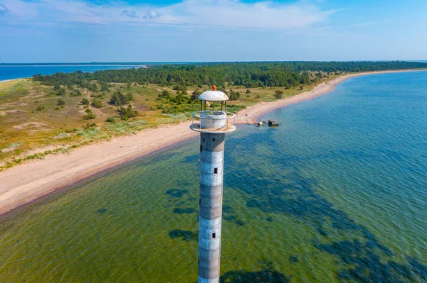 Estonya 'nın Saaremaa adasındaki Kiipsaare deniz feneri..