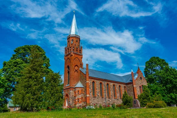 Estonya Viljandi 'deki Aziz Paul Kilisesi.