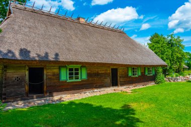 Kaunas 'taki Litvanya Açık Hava Müzesi' nde çiftlik evi..