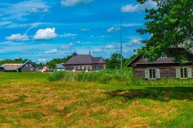 Kaunas 'taki Litvanya Açık Hava Müzesi' nde çiftlik evi..