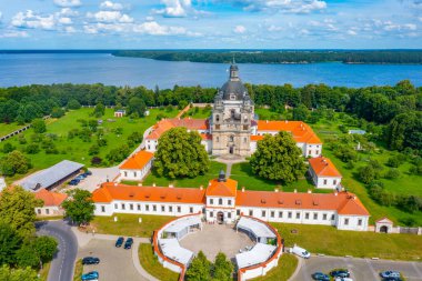 Kaunas, Litvanya 'daki Pazaislis Manastırı ve Kilisesi Panorama Manzarası.