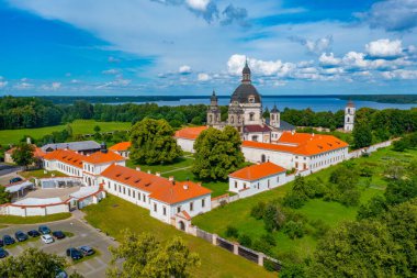 Kaunas, Litvanya 'daki Pazaislis Manastırı ve Kilisesi Panorama Manzarası.