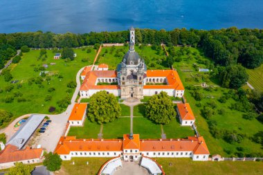 Kaunas, Litvanya 'daki Pazaislis Manastırı ve Kilisesi Panorama Manzarası.