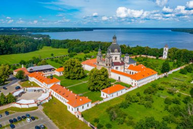 Kaunas, Litvanya 'daki Pazaislis Manastırı ve Kilisesi Panorama Manzarası.