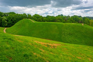 Kernave Hillforts, Litvanya Büyük Dükalığı 'nın antik başkenti.