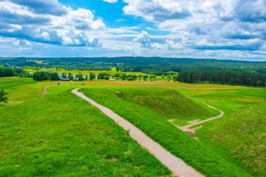 Kernave Hillforts, Litvanya Büyük Dükalığı 'nın antik başkenti.