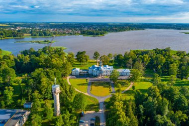 Litvanya 'nın Birzai kentindeki Astravas Malikanesi.