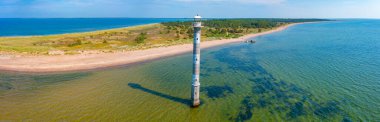 Estonya 'nın Saaremaa adasındaki Kiipsaare deniz feneri..