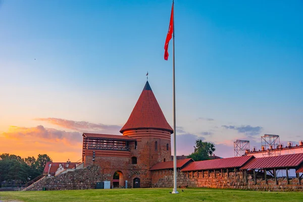 Stock image Sunrise view of Kaunas castle in Lithuania.