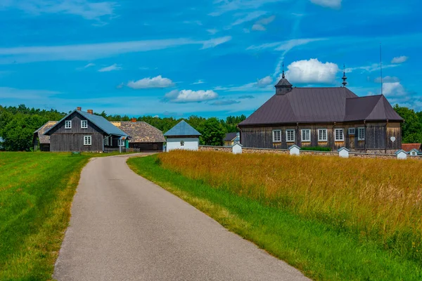 Деревянная Церковь Этнографическом Музее Открытым Небом Литвы Каунасе — стоковое фото