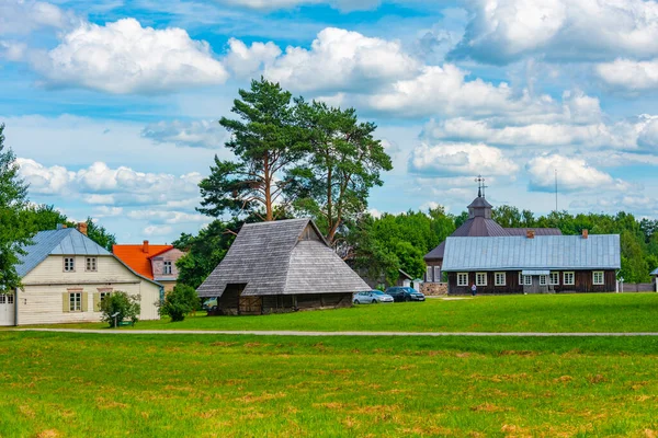 Dom Rustykalny Pod Skansenem Etnograficznym Litwy Kownie — Zdjęcie stockowe