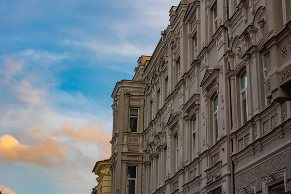 stock image Colorful facades of the old town of Vilnius, Lithuania..