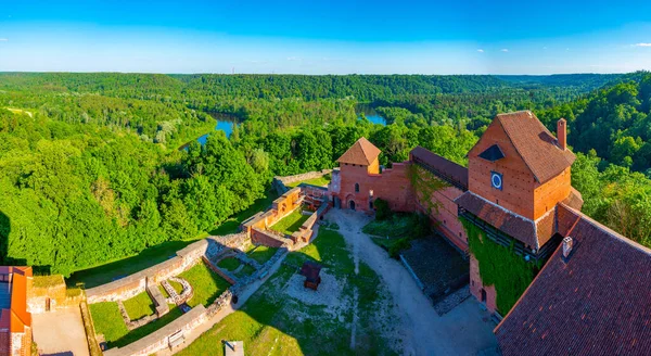 拉脱维亚Turaida城堡的景观 — 图库照片