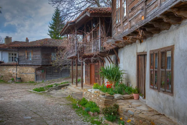 Bulgar Köyü Zheravna Geleneksel Eski Evler — Stok fotoğraf
