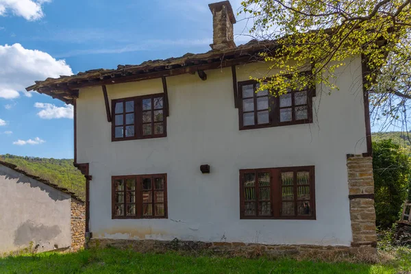 Hagyományos Régi Házak Bozhentsi Építészeti Rezervátum Bulgáriában — Stock Fotó